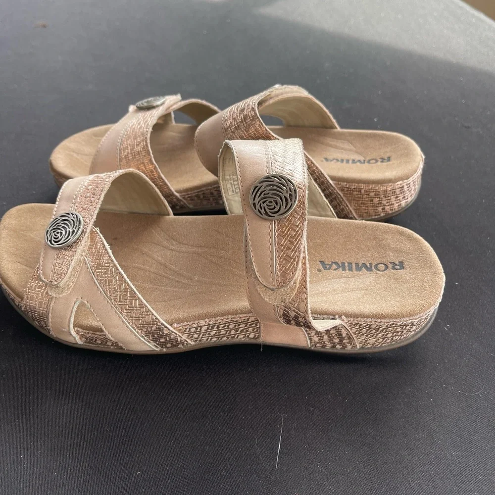 Romika Textured Sole Sandals in Brown - Picture 2 of 3